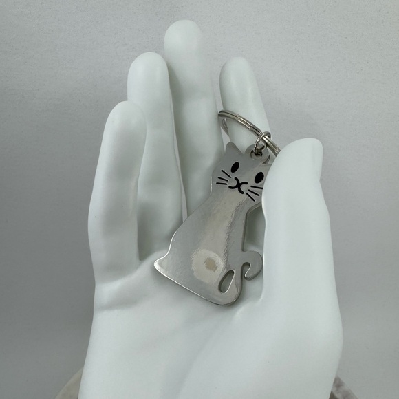 3/$15 Cute Chrome Cat Keychain - Picture 4 of 6